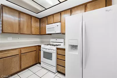 17614 Windward, Bellflower, CA 90706 - Photo 9