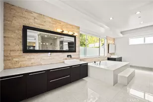 12148 Travis, Los Angeles, CA 90049 - Photo 37