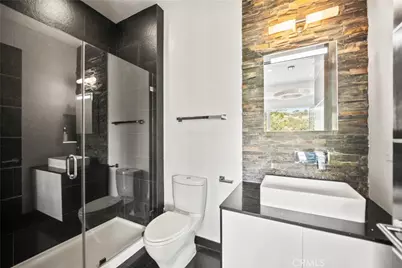 12148 Travis, Los Angeles, CA 90049 - Photo 19