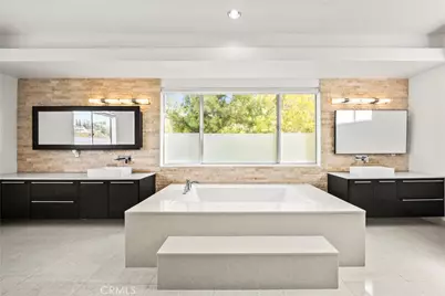 12148 Travis, Los Angeles, CA 90049 - Photo 35