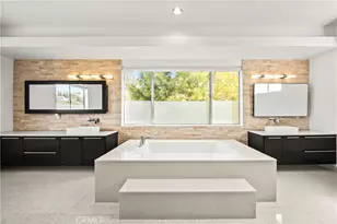 12148 Travis, Los Angeles, CA 90049 - Photo 35