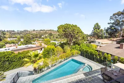 12148 Travis, Los Angeles, CA 90049 - Photo 51