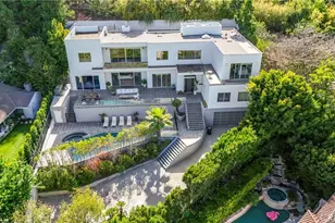12148 Travis, Los Angeles, CA 90049 - Photo 1