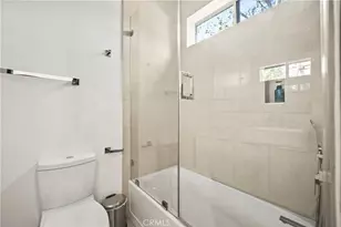12148 Travis, Los Angeles, CA 90049 - Photo 63