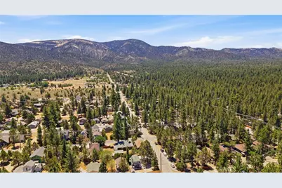 2099 4th Lane, Big Bear City, CA 92314 - Photo 17