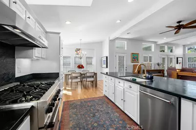30802 Coast #K48, Laguna Beach, CA 92651 - Photo 7