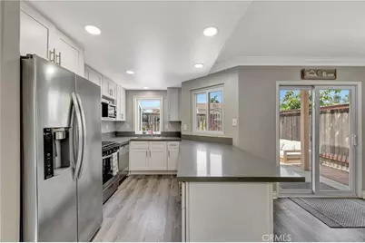 1209 Alabama Street, Huntington Beach, CA 92648 - Photo 11