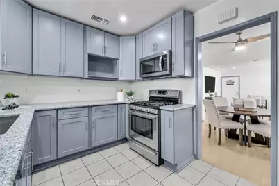 5867 Adenmoor Avenue, Lakewood, CA 90713 - Photo 9