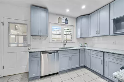 5867 Adenmoor Avenue, Lakewood, CA 90713 - Photo 7