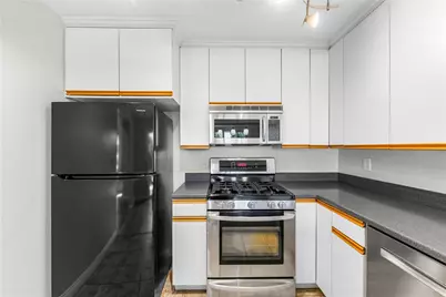 345 University, Costa Mesa, CA 92627 - Photo 21