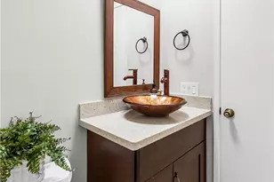 345 University, Costa Mesa, CA 92627 - Photo 17