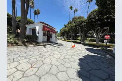 7532 Seaspring #201, Huntington Beach, CA 92648 - Photo 5
