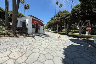 7532 Seaspring, Huntington Beach, CA 92648 - Photo 5