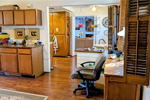 42151 Crest, Hemet, CA 92544 - Photo 5
