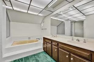 2127 Yacht Julia, Newport Beach, CA 92660 - Photo 41
