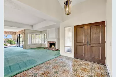 2127 Yacht Julia, Newport Beach, CA 92660 - Photo 5