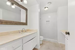 7215 Apricot, Irvine, CA 92618 - Photo 19