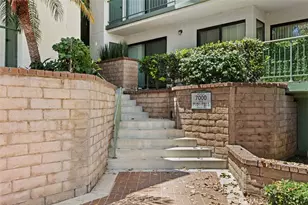 7215 Apricot, Irvine, CA 92618 - Photo 5