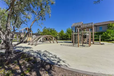 100 Avento, Irvine, CA 92602 - Photo 47