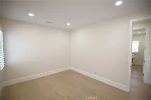100 Avento, Irvine, CA 92602 - Photo 23