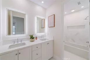 100 Avento, Irvine, CA 92602 - Photo 31