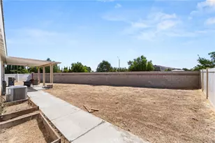 31986 Eaton Ln, Menifee, CA 92584 - Photo 27