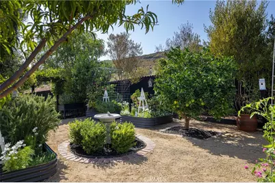 10903 Meads, Orange, CA 92869 - Photo 31
