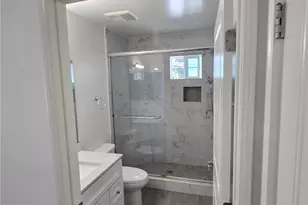 15417 15419 Tuba St, Mission Hills (San Fernando), CA 91345 - Photo 21