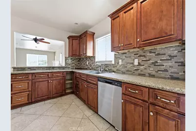 6307 S Harcourt Avenue, Los Angeles, CA 90043 - Photo 19