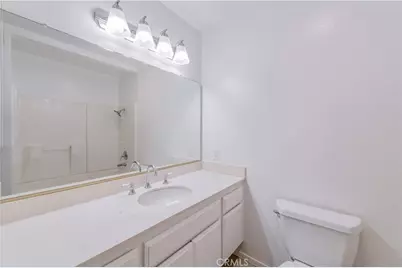 107 Oxford #34, Irvine, CA 92612 - Photo 7