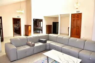 722 Sir George Ct, Moorpark, CA 93021 - Photo 3