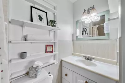 2142 W Liverpool Lane, Anaheim, CA 92804 - Photo 11