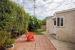 320 2nd St, Huntington Beach, CA 92648 - Photo 23