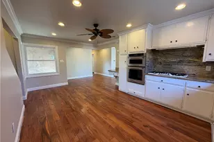 8242 Lambert Dr, Huntington Beach, CA 92647 - Photo 9