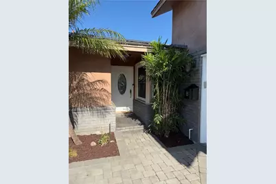 8242 Lambert Drive, Huntington Beach, CA 92647 - Photo 5