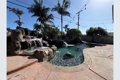 8242 Lambert Drive, Huntington Beach, CA 92647 - Photo 35