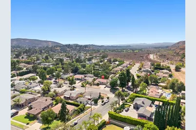11137 Parr Avenue, Sunland, CA 91040 - Photo 27