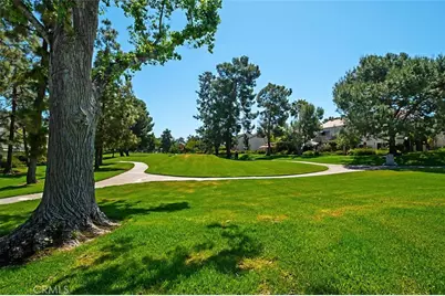 63 Seton, Irvine, CA 92612 - Photo 37