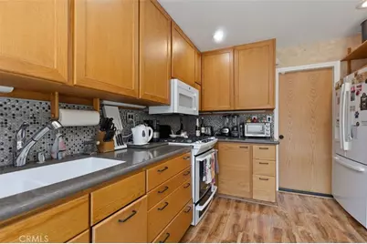 63 Seton, Irvine, CA 92612 - Photo 15