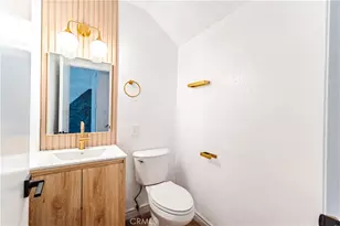 8851 Independence Ave #33, Los Angeles, CA 91304 - Photo 19