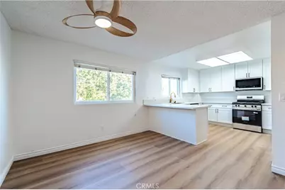 8851 Independence Avenue #Apt 33, Los Angeles, CA 91304 - Photo 11