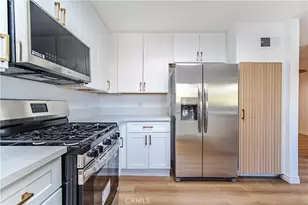 8851 Independence Ave #33, Los Angeles, CA 91304 - Photo 15