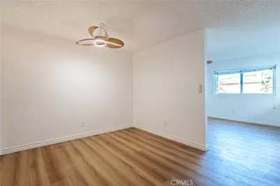 8851 Independence Avenue #Apt 33, Los Angeles, CA 91304 - Photo 9