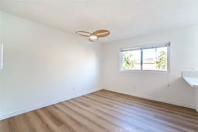 8851 Independence Avenue #Apt 33, Los Angeles, CA 91304 - Photo 9