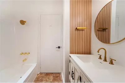 8851 Independence Avenue #Apt 33, Los Angeles, CA 91304 - Photo 23