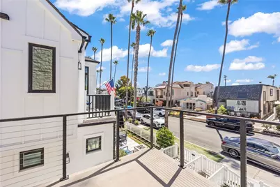 429 Goldenrod, Corona del Mar, CA 92625 - Photo 17