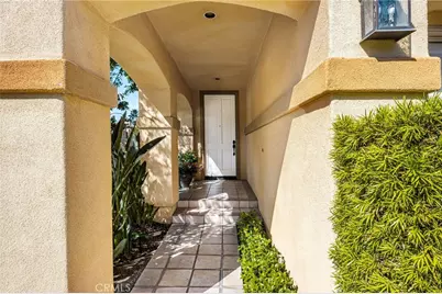37 Del Cambrea, Irvine, CA 92606 - Photo 3