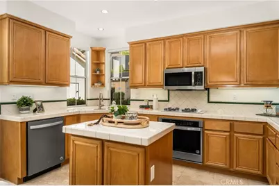 37 Del Cambrea, Irvine, CA 92606 - Photo 19