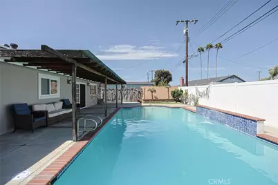 16682 Charles, Huntington Beach, CA 92647 - Photo 31