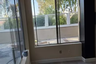 95 Stanford Ct, Irvine, CA 92612 - Photo 9
